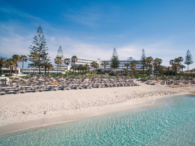  NISSI BEACH RESORT