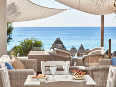 Beach bar