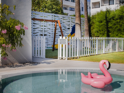  Kids pool and playground