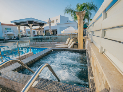  Jacuzzi