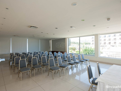  Meeting facilities