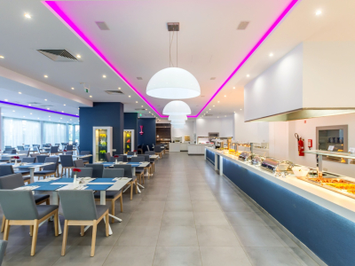  Hotel Restaurant
