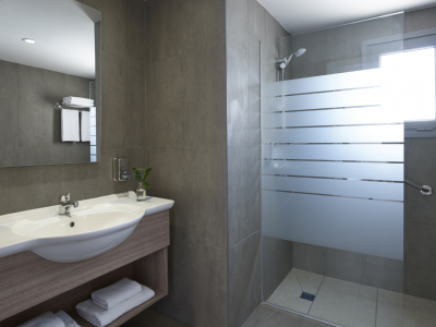  LOUIS ST.ELIAS RESORT AND WATERPARK