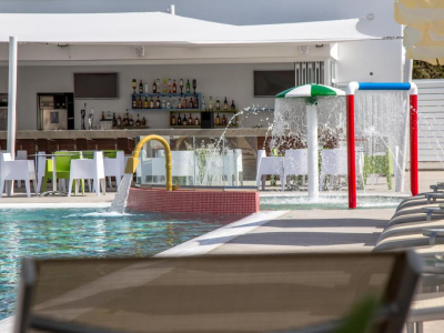  Kids pool
