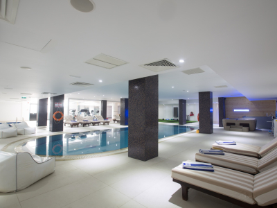  Spa Indoor Pool