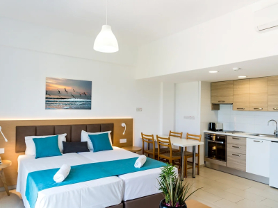 HELIOS BAY HOTEL APTS