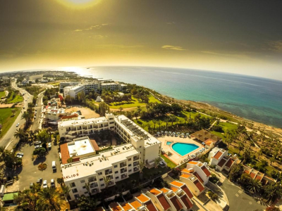  HELIOS BAY HOTEL APTS