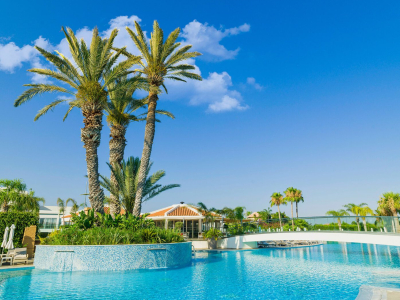  olya_pools_blue_lagoon-1