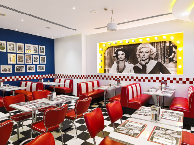  olya_dining_rock_and_roll