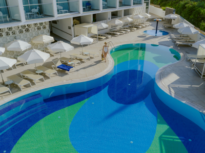  River Rock by DEC-122