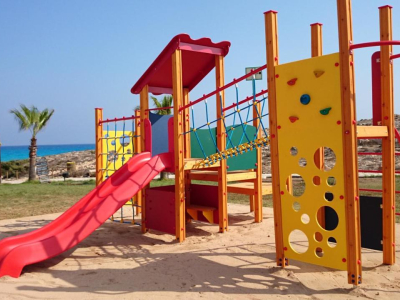  Playground