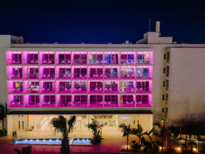  SEASONS HOTEL by DEC-25