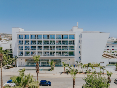  SEASONS HOTEL by DEC-1