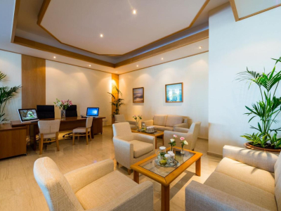 Lobby Area