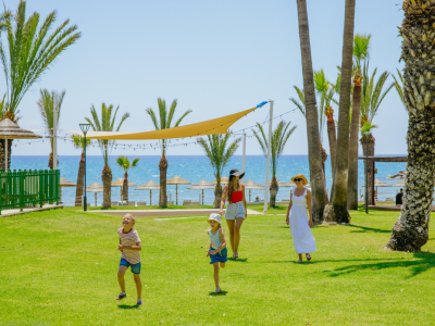  GOLDEN BAY BEACH HOTEL