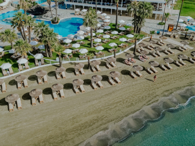  GOLDEN BAY BEACH HOTEL