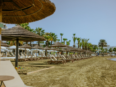  GOLDEN BAY BEACH HOTEL