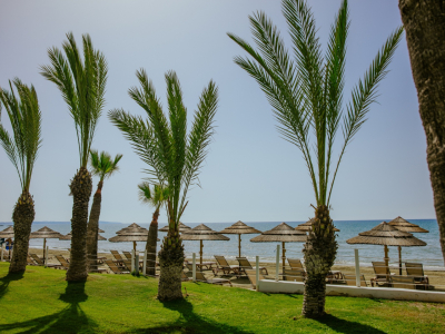  GOLDEN BAY BEACH HOTEL