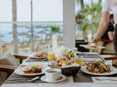  GOLDEN BAY BEACH HOTEL