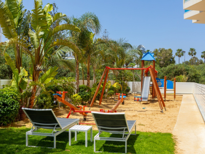  Playground