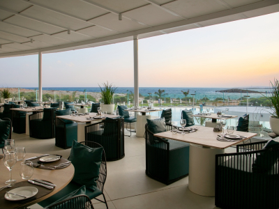  Restaurant terrace