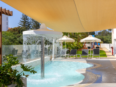  Kids pool