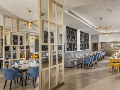  Bistro