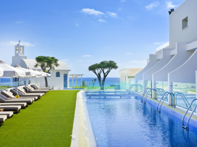  Private pool