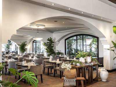  Cloisters restaurant