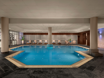  Med Indoor Pool