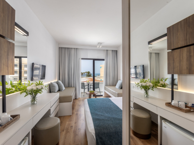  LOUIS PHAETHON BEACH