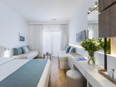  LOUIS PHAETHON BEACH