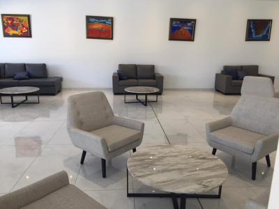  Hotel Lobby area