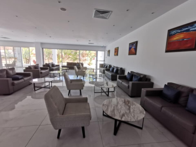  Hotel Lounge