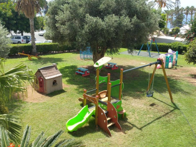  Kids playground