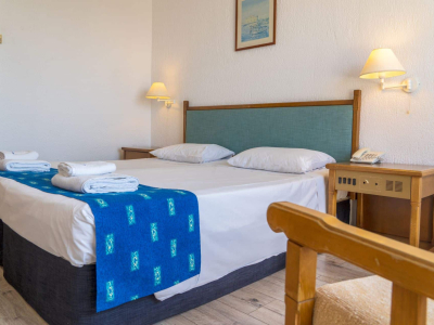  Twin-Hotel-Room-Paphos-Gardens-Holiday-Resort-Paphos-2