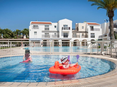  Kids Pool