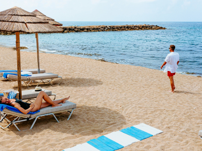 LOUIS LEDRA BEACH
