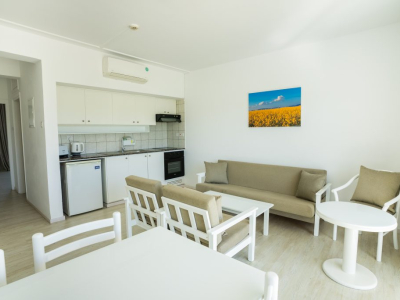  liquid-apts-20242-1024x684