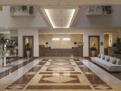  Reception