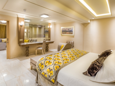 Queen Suite