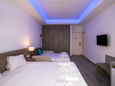  flora maria hotel