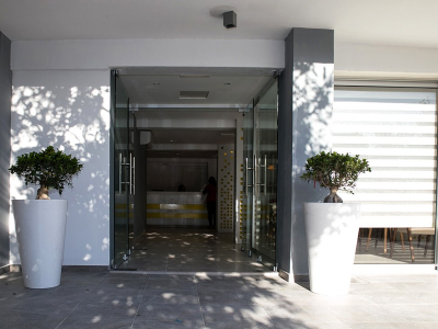  flora maria hotel