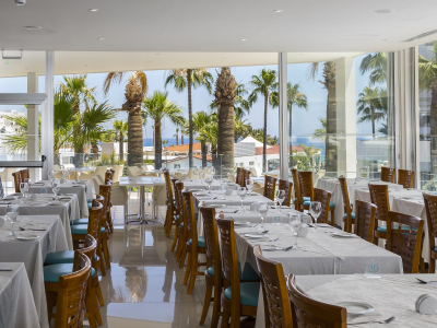  BUFFET RESTAURANT