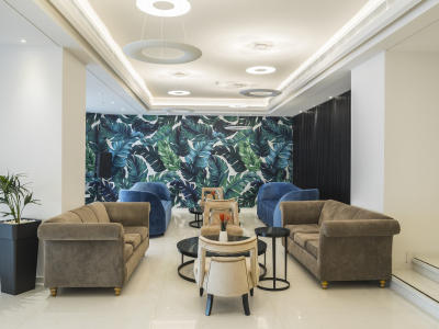  SEATING AREA LOBBY