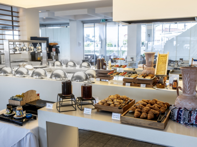  Buffet Breakfast