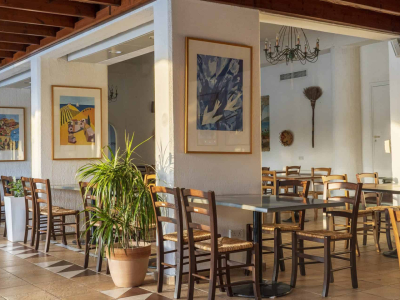  Restaurant-Seating-Area