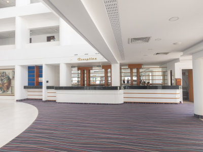  Reception