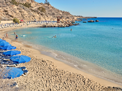  Konnos beach