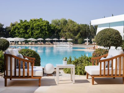  Pool area